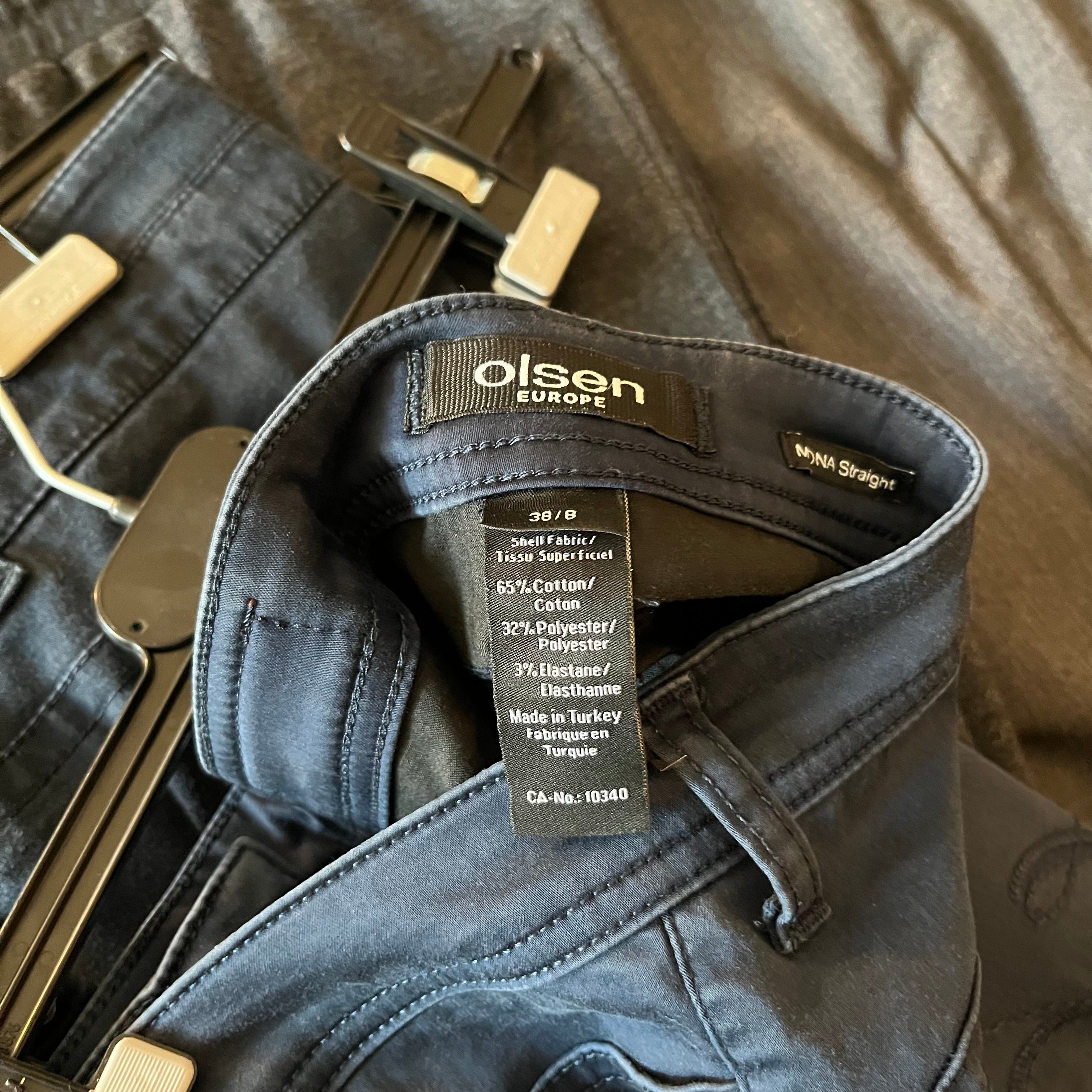 E537 Womens Clothing Grouping (dark tones, Olsen Europe, Frank Lyman and more)
