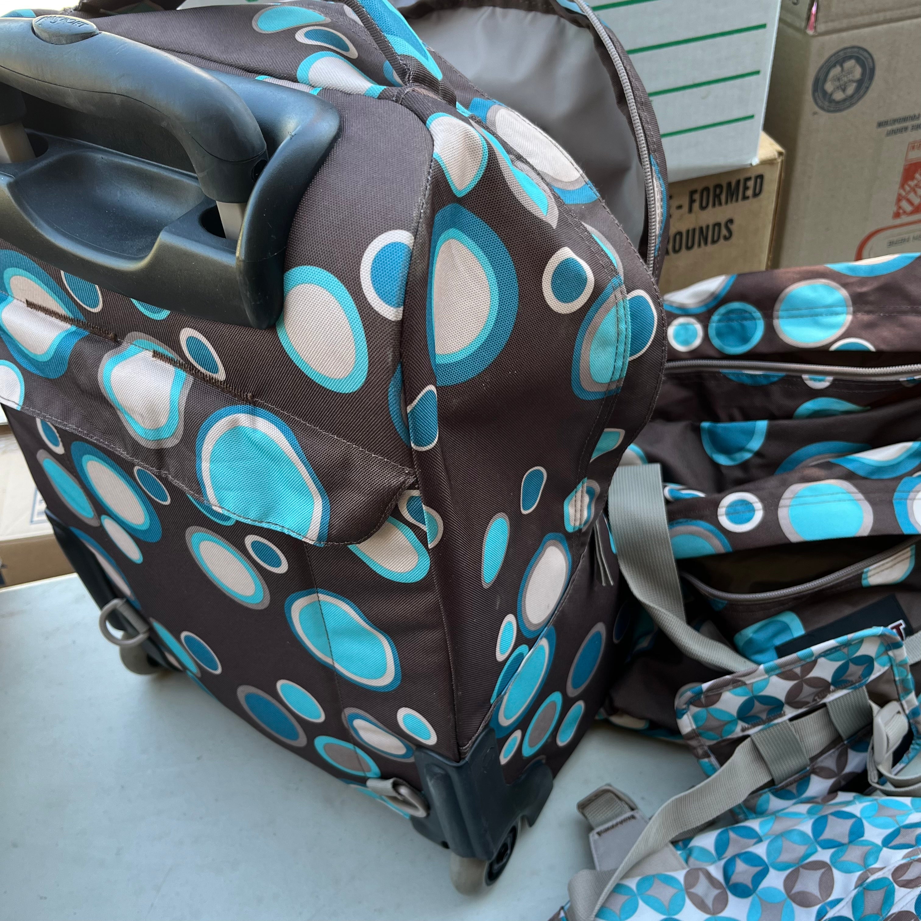 D605 Jansport Polka Dot  Bag Grouping (backpacks and duffel bags)