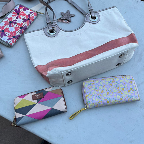D609 Pink Purse and Wallet Grouping (Quince leather backpack, Poppies & Peonies, Coach and more)