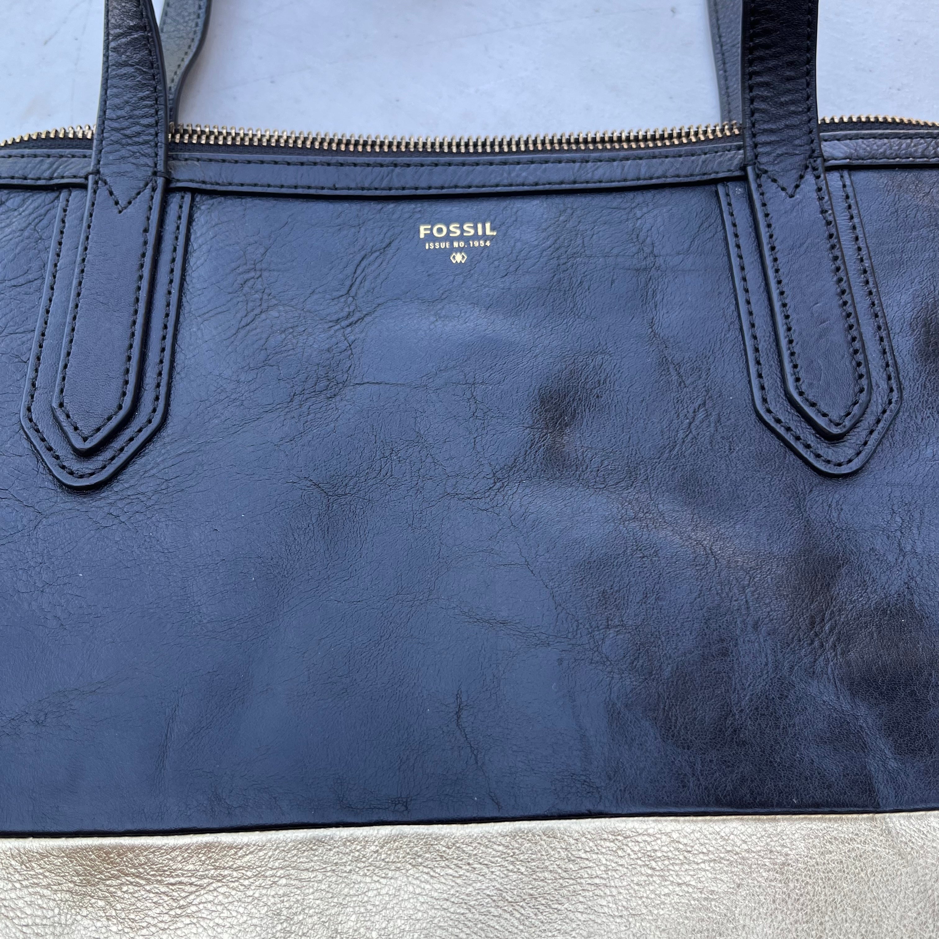 D617 Fossil Grouping (leather color block tote bag, zip around wallet and zip around pouch)