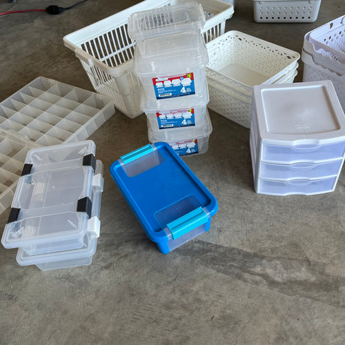 D618 Storage Grouping (stacking baskets and more)