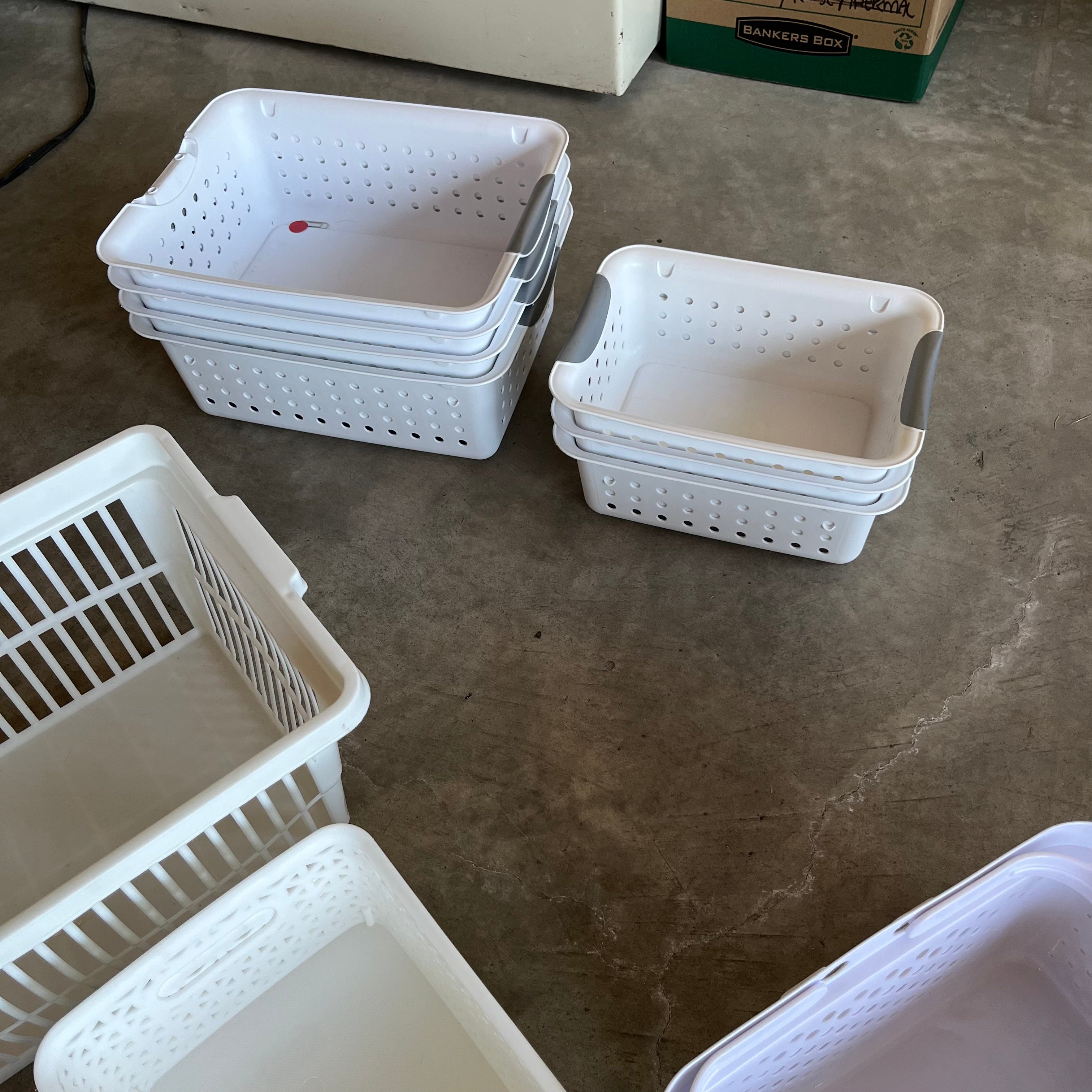 D618 Storage Grouping (stacking baskets and more)