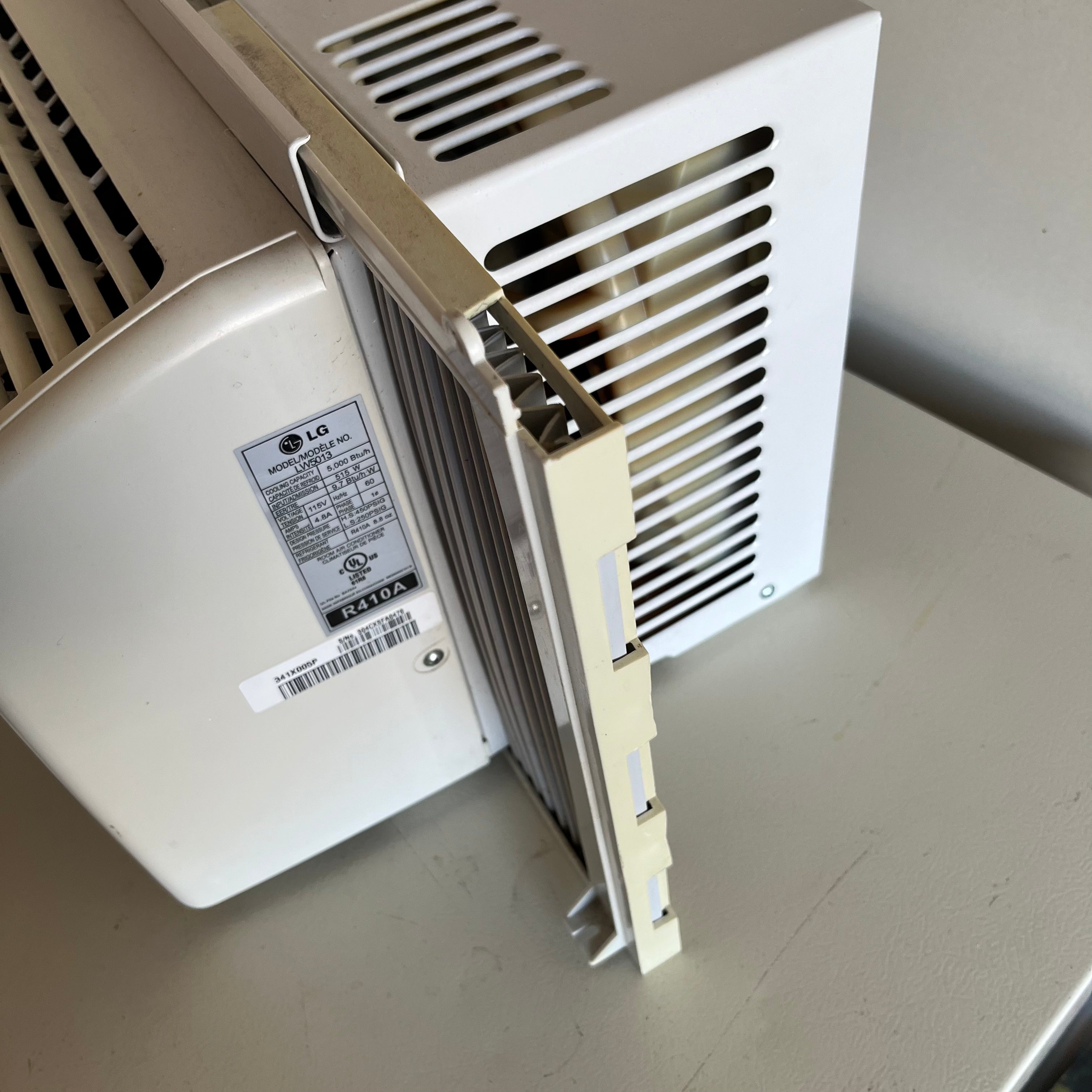 D619 LG LW5016 window air conditioner