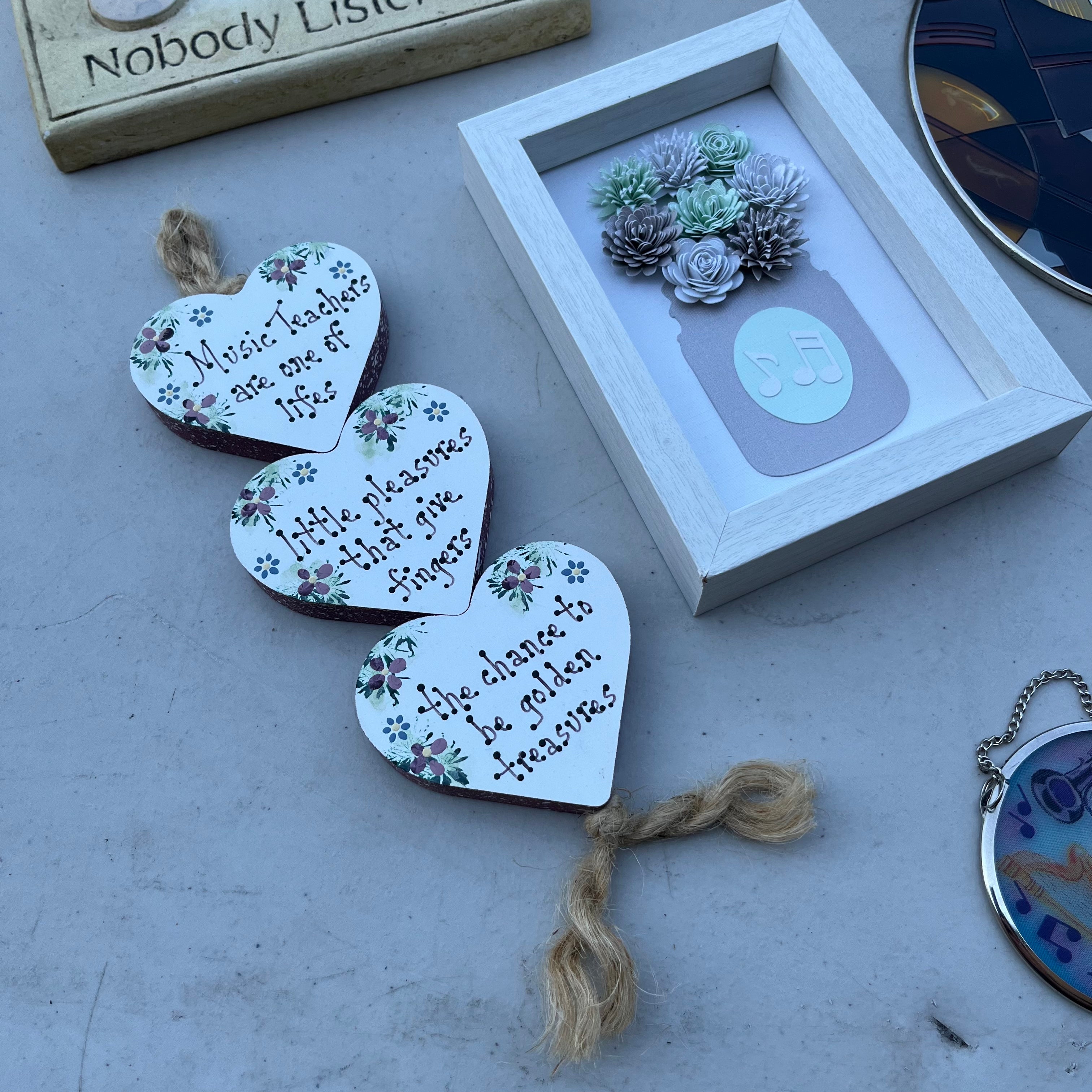 D633 Music themed home decor grouping
