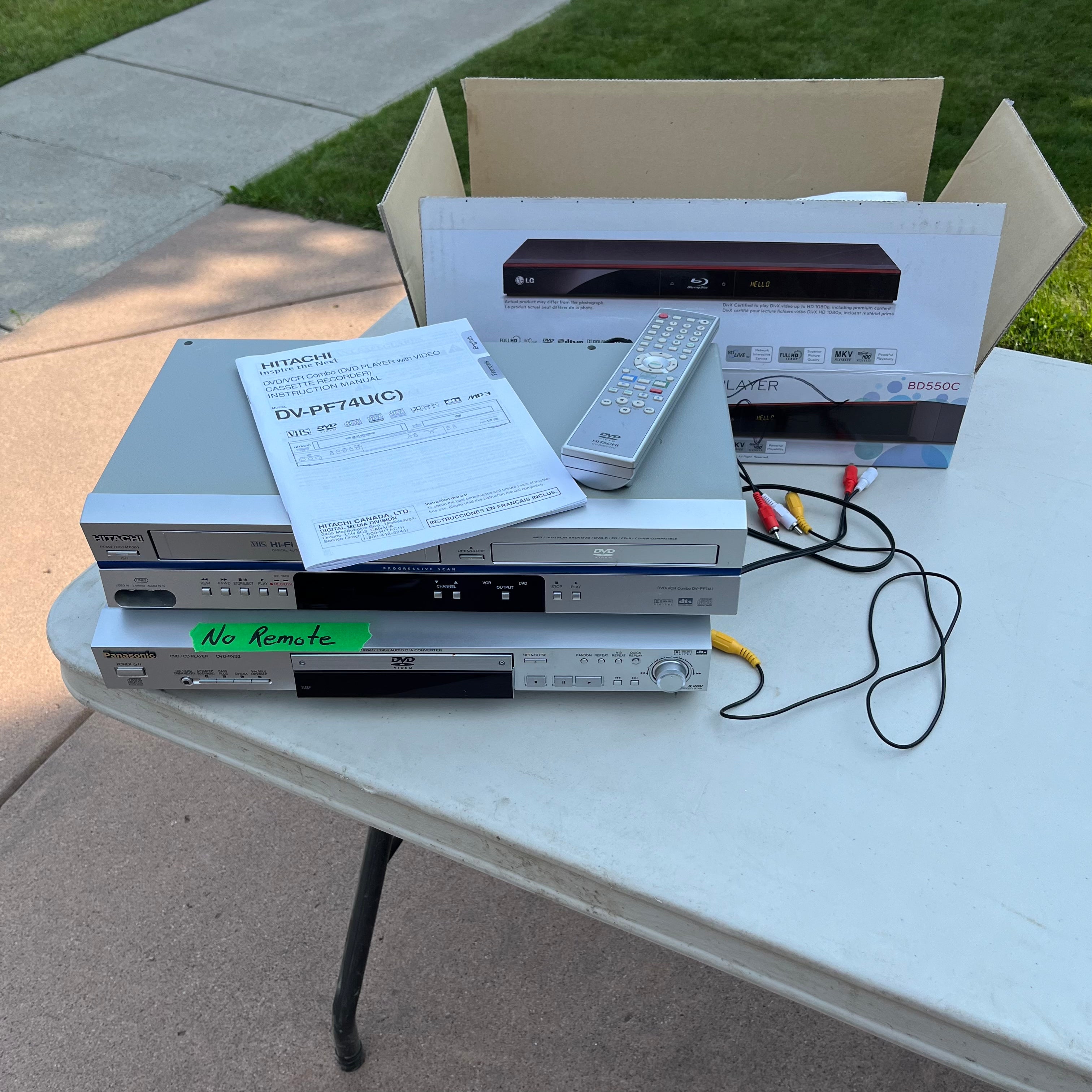 D650 DVD players (1 has no Remote)