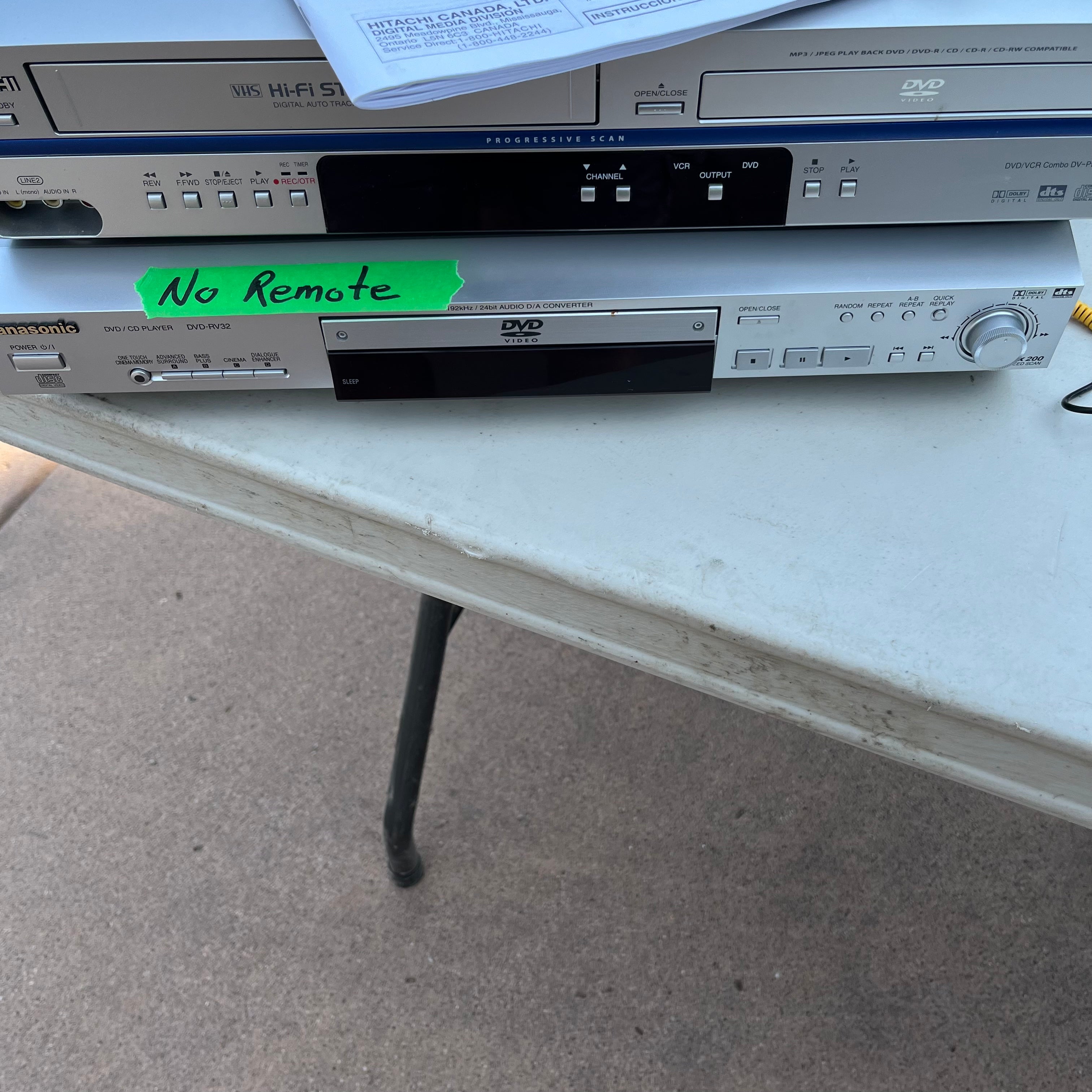 D650 DVD players (1 has no Remote)