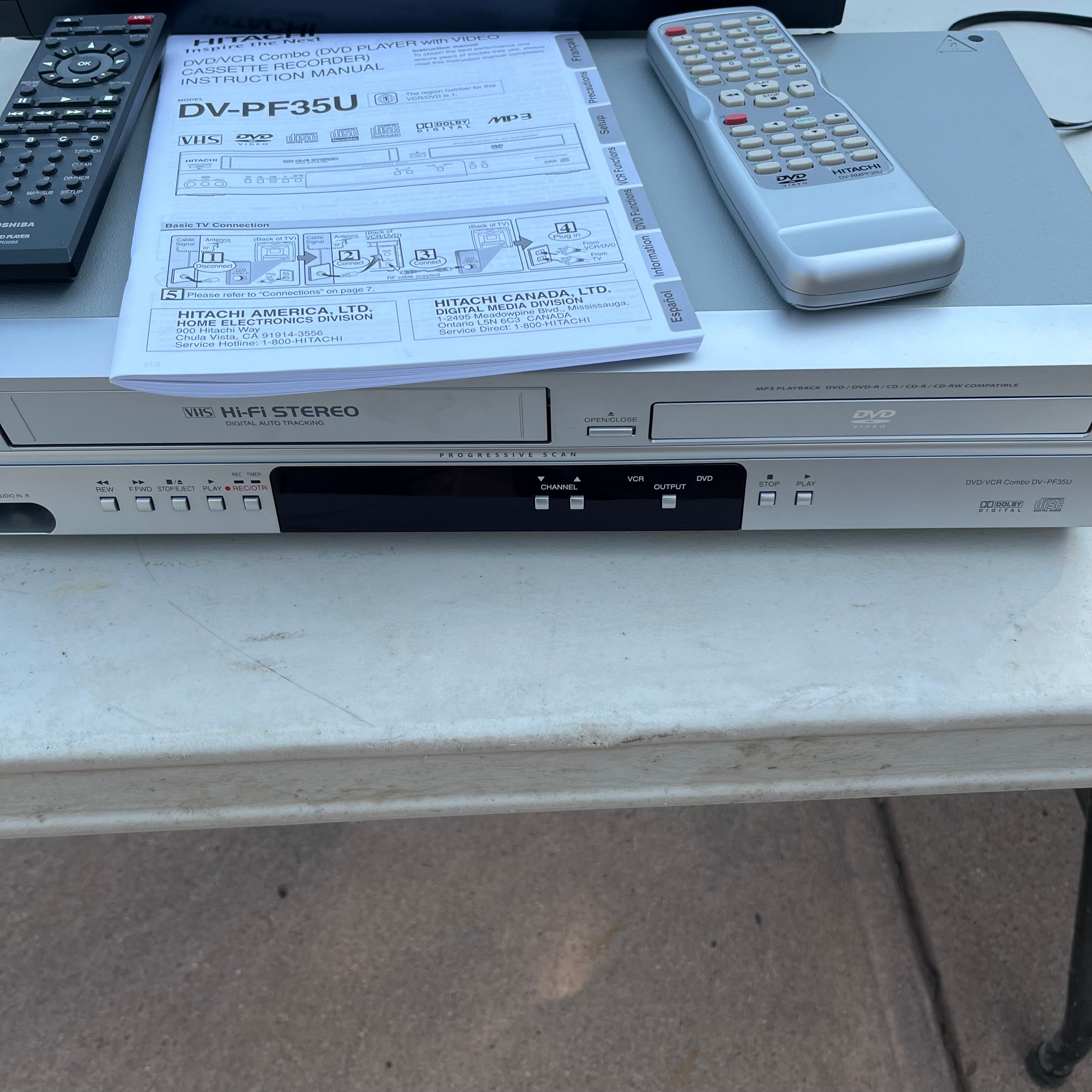 D651 DVD players