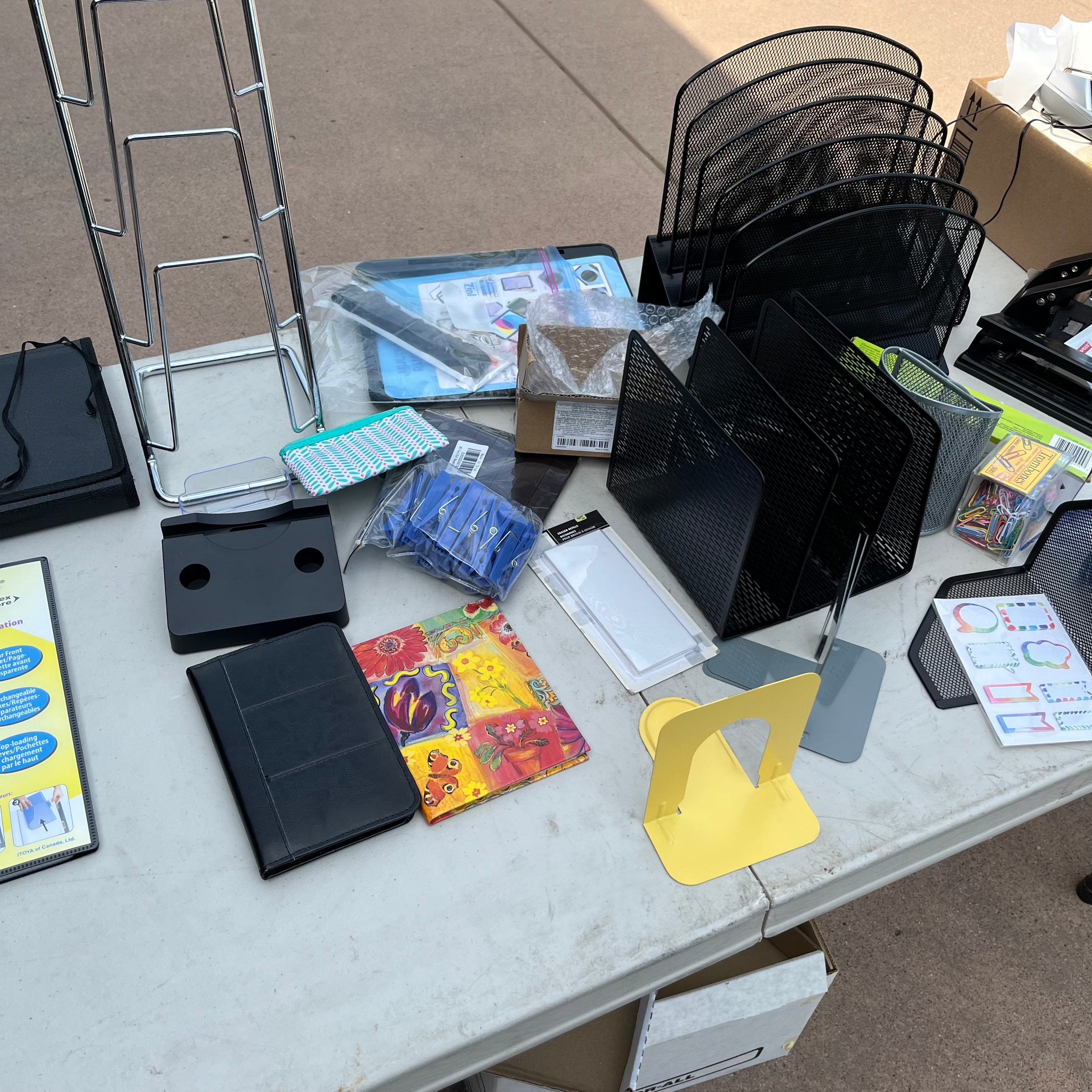 D655 Office grouping (tables not included)