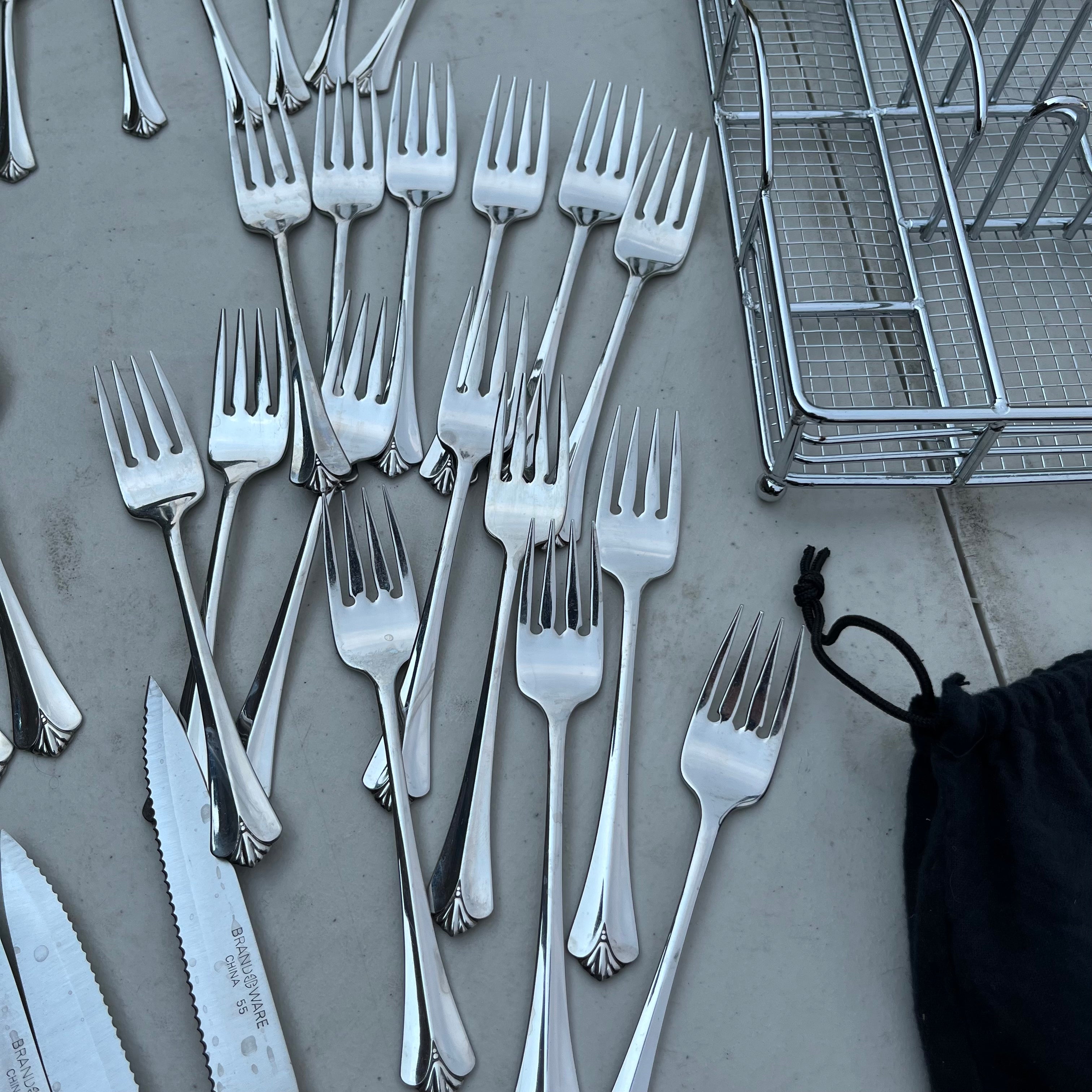 D670 Flatware, steak knives and more