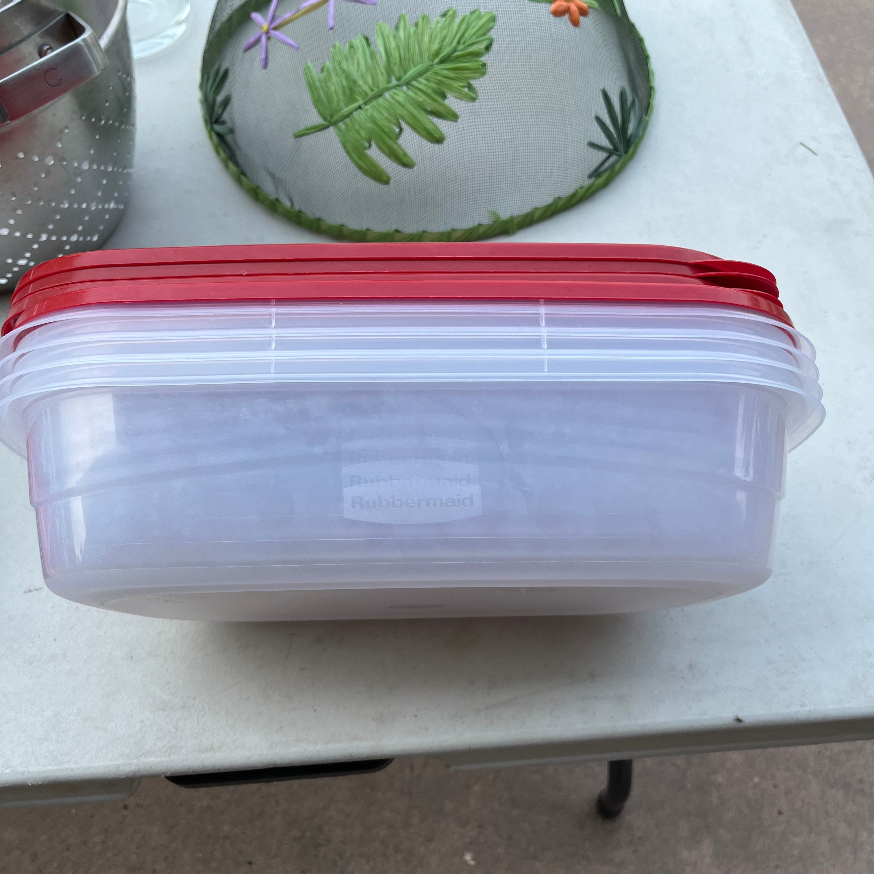 D672 Kitchen grouping (Moulds and more) (table not included)