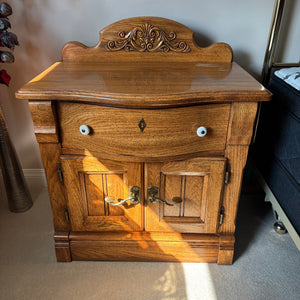 E704 Vintage Kaufman of Collingwood Made in Canada solid wood nightstand with carved detail (28" x42" x 32") **** some water damage on top
