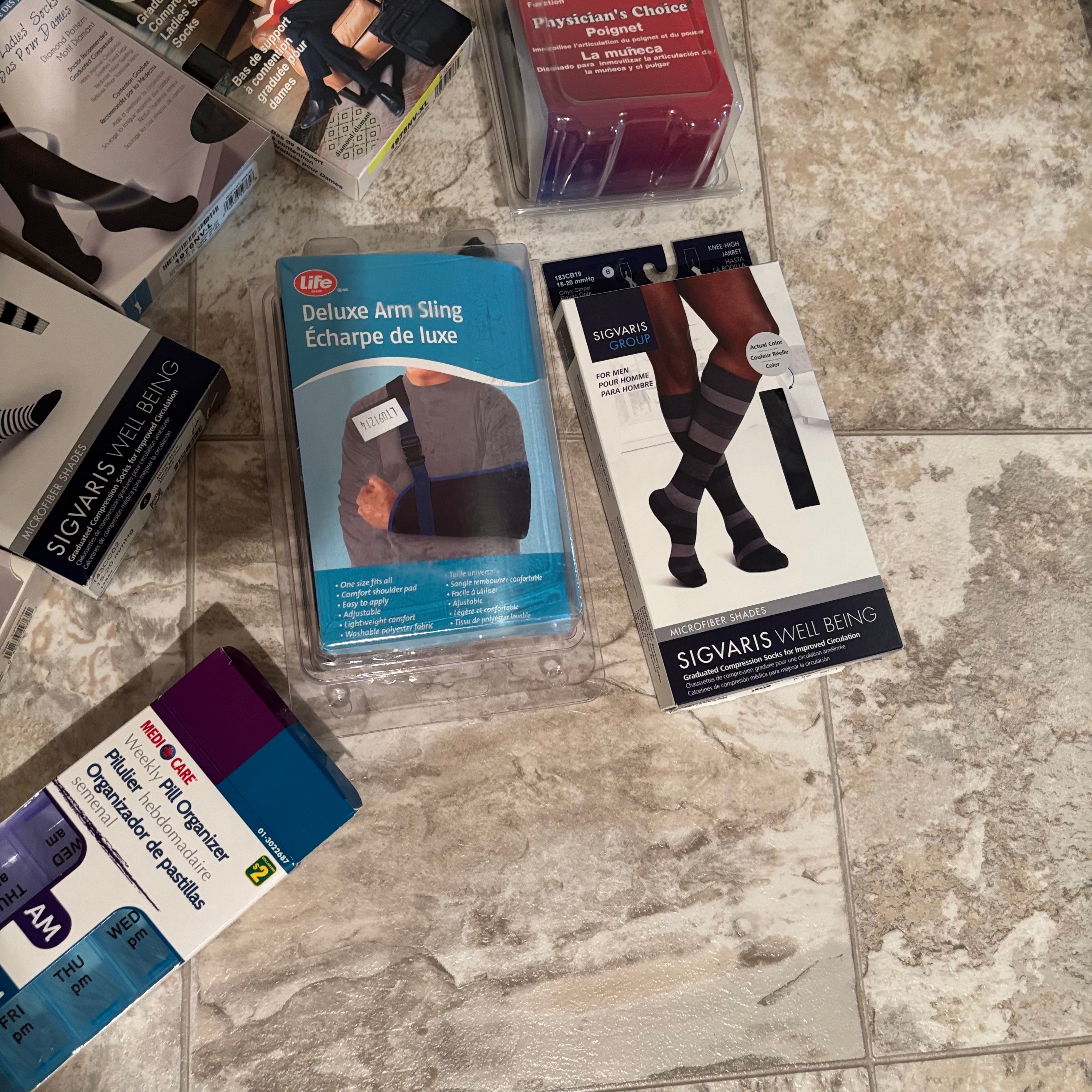 E727 Random Home Grouping (stepstools, support hoisery and more)