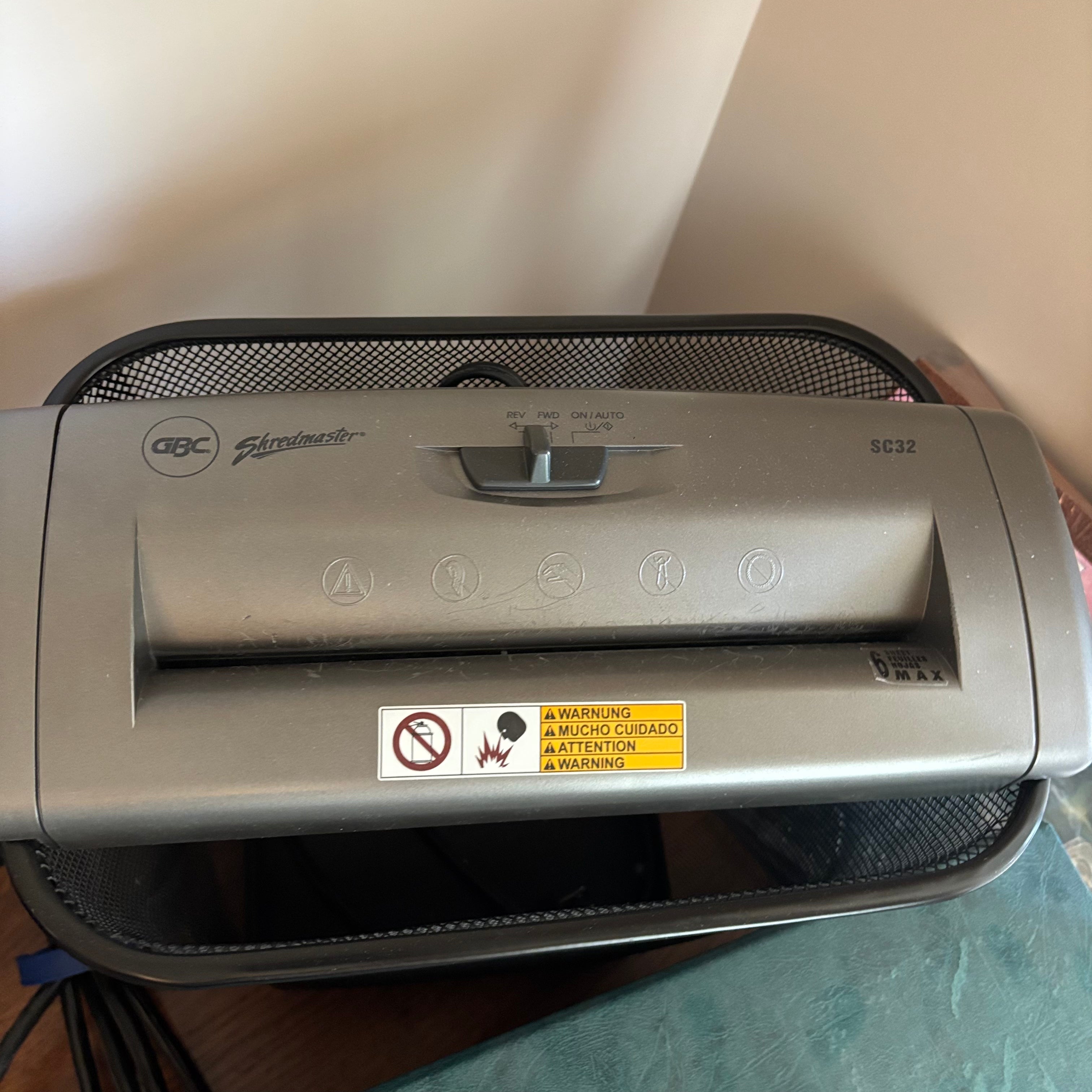 E733 Office Grouping (shredder and more) (cabinet not included)