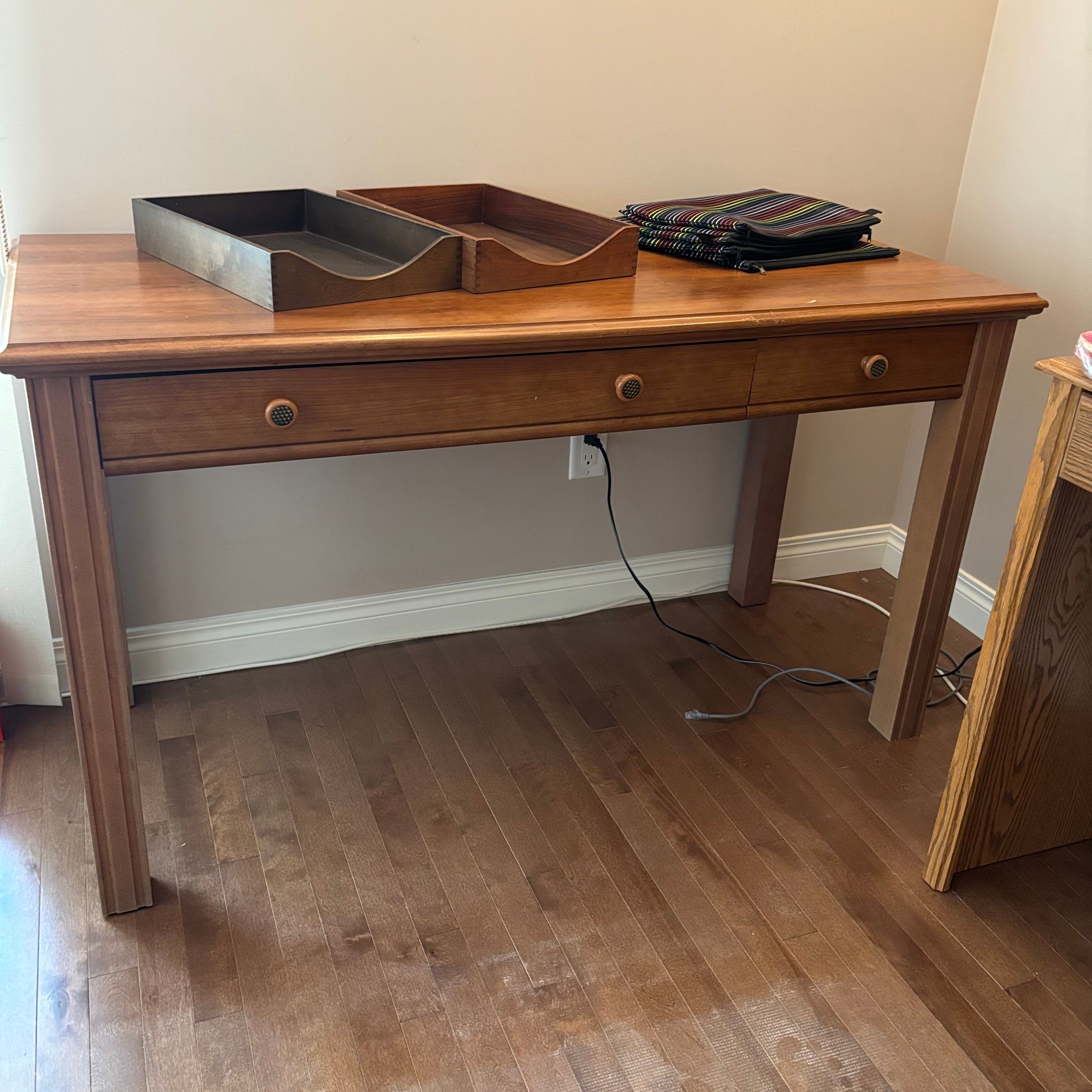 E735 Sauder office desk with pull out keyboard drawer and warm honey finish (everything on top is included)