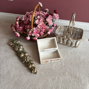 E766 Home Decor Grouping (basket and more)