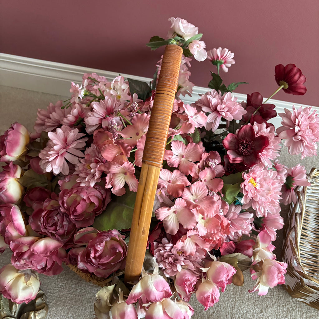 E766 Home Decor Grouping (basket and more)