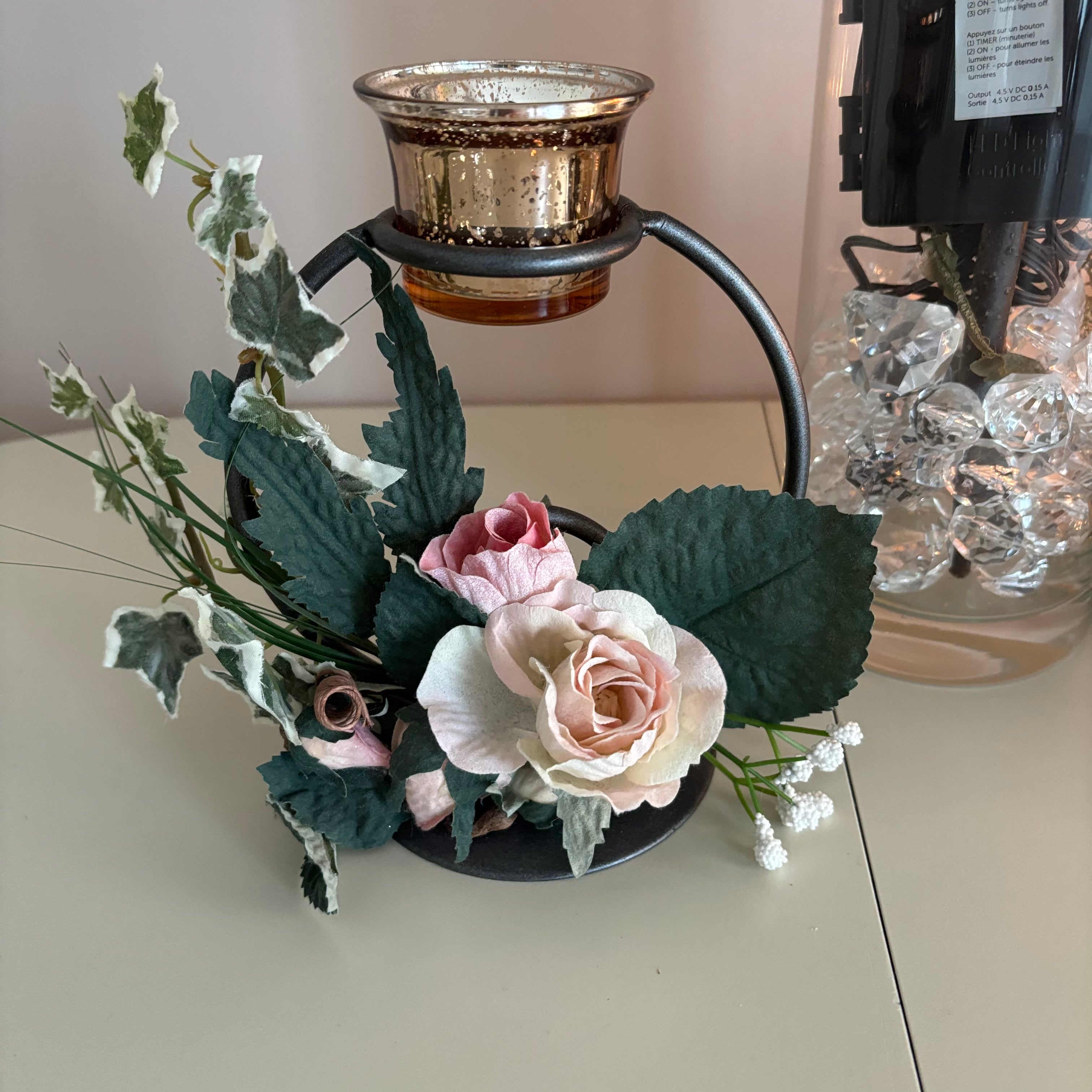 E769 Home Decor Grouping (magnolia style faux flowers and more)