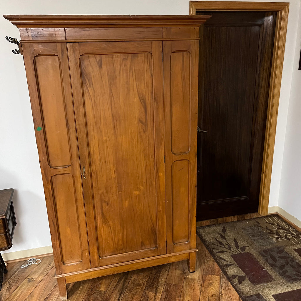 F509 Vintage solid wood armoire (no key)