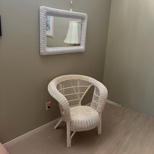 E775 White home decor grouping (wicker chair and woven wall mirror)