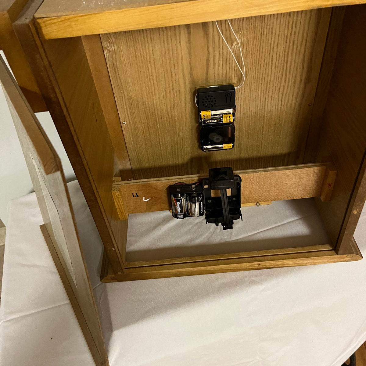F511 Wooden mantel clock (no pendulum)