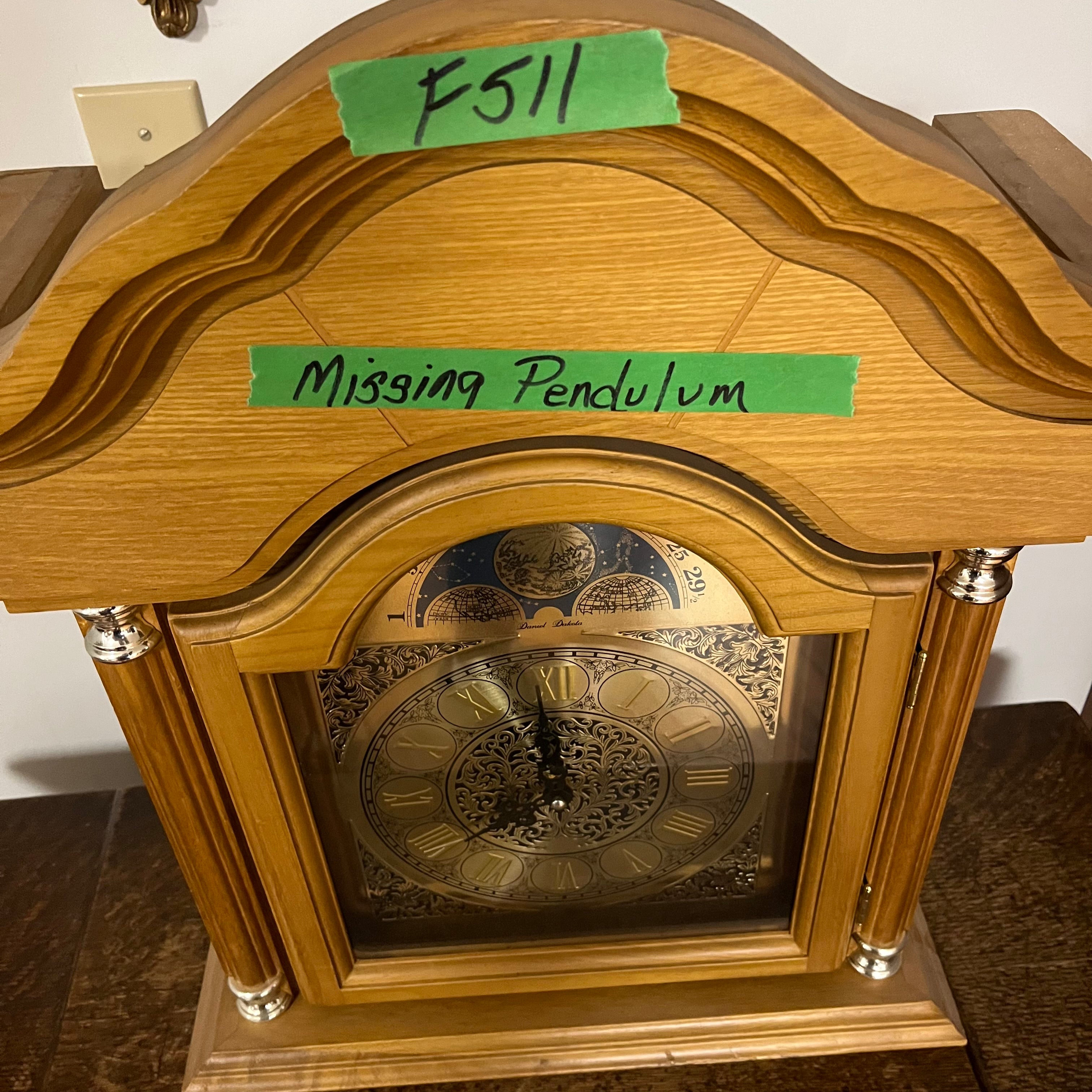 F511 Wooden mantel clock (no pendulum)
