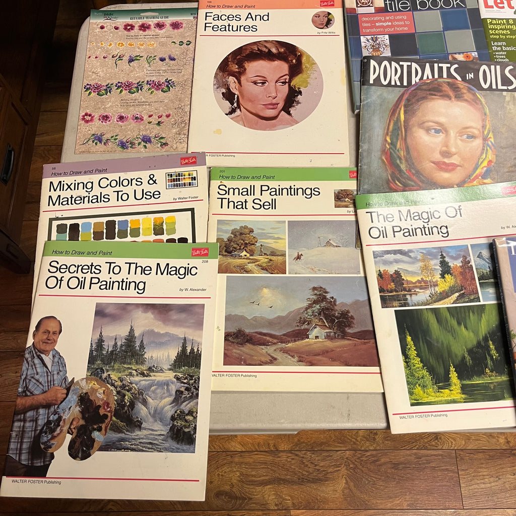 F518 Art Book Lot