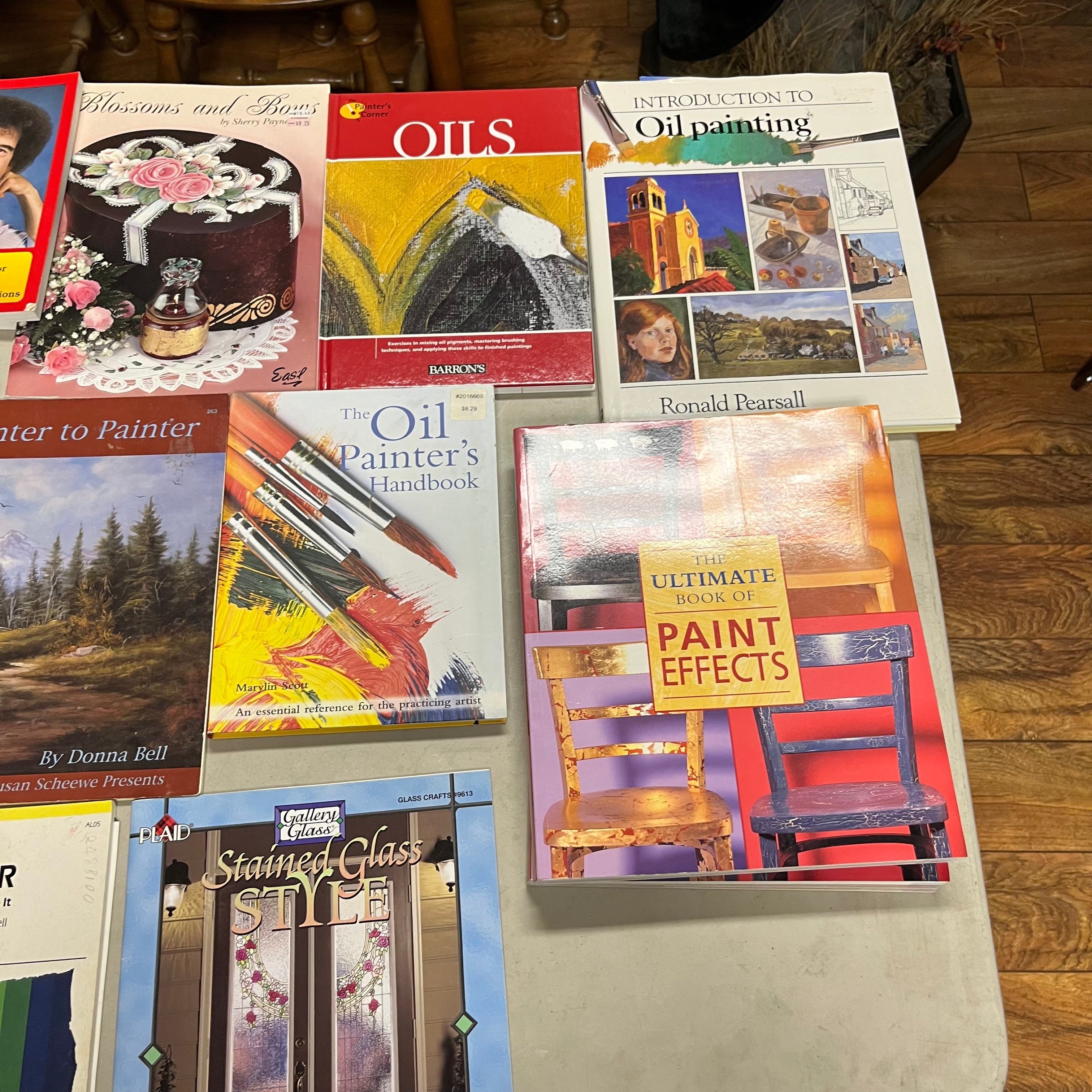 F518 Art Book Lot
