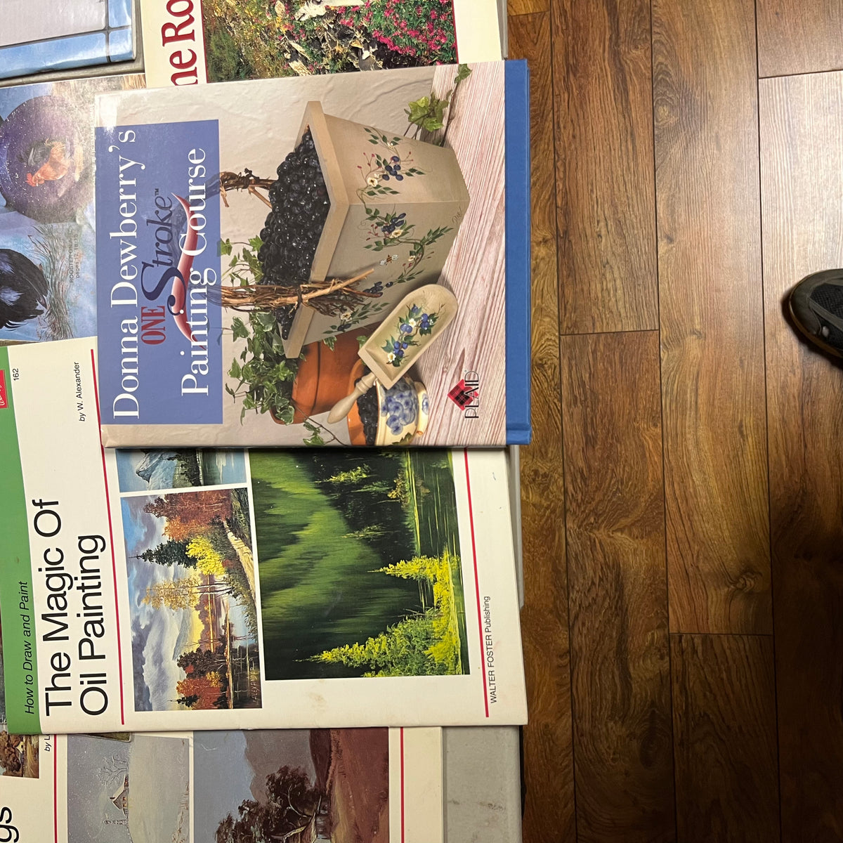 F518 Art Book Lot