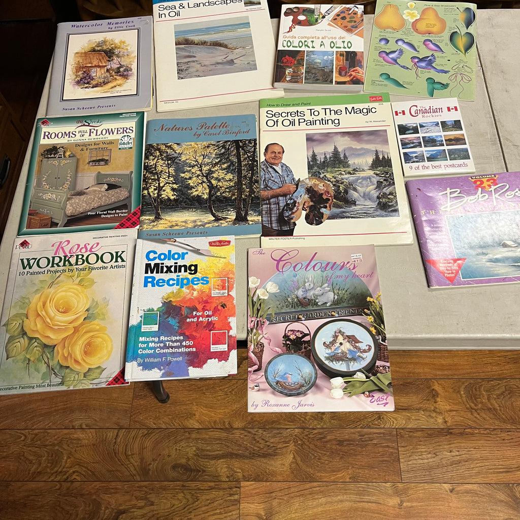 F518 Art Book Lot
