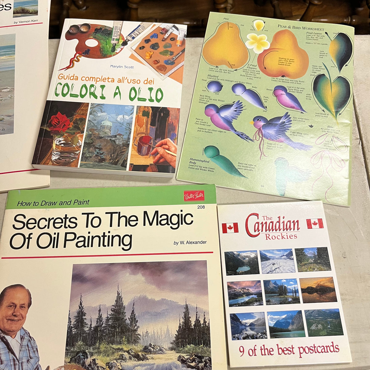 F518 Art Book Lot