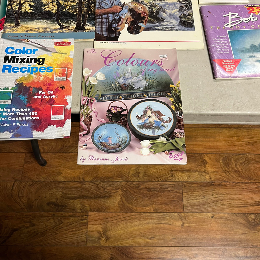 F518 Art Book Lot