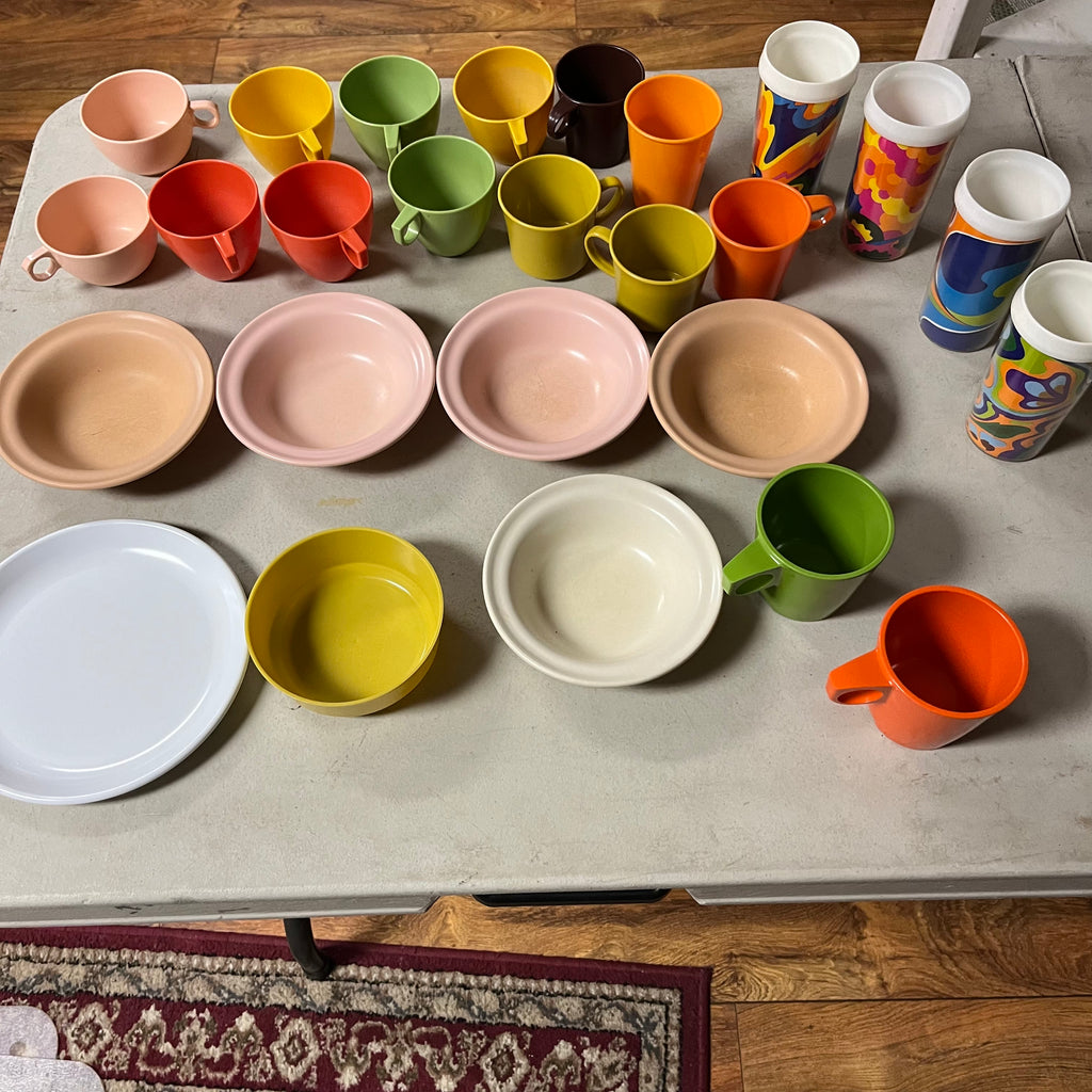 F521 Vintage Melmac and more Grouping (cups, and bowls)