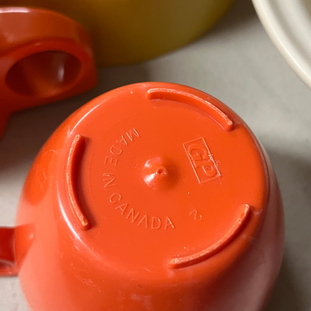 F521 Vintage Melmac and more Grouping (cups, and bowls)
