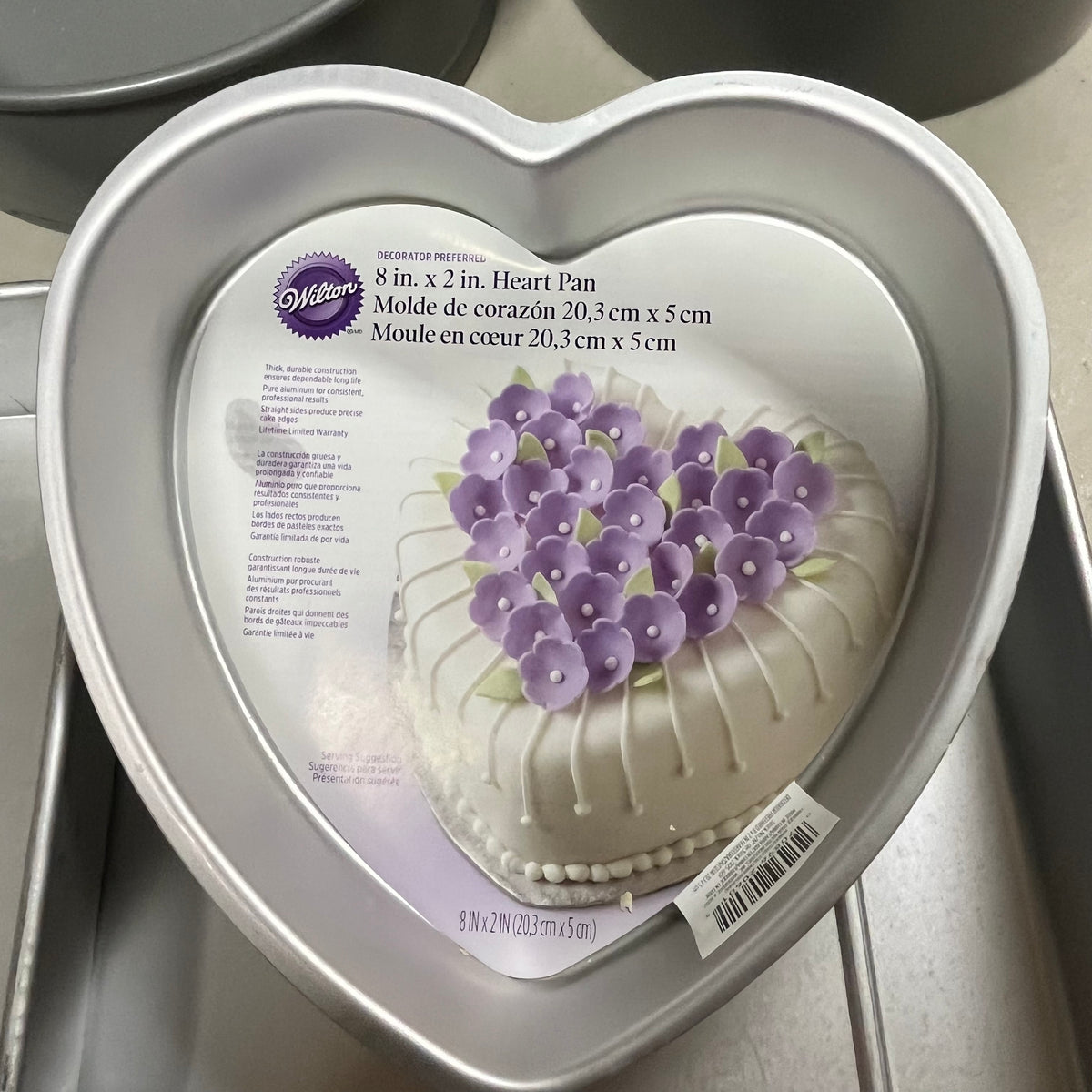 F524 Baking Grouping (cake pans and more)