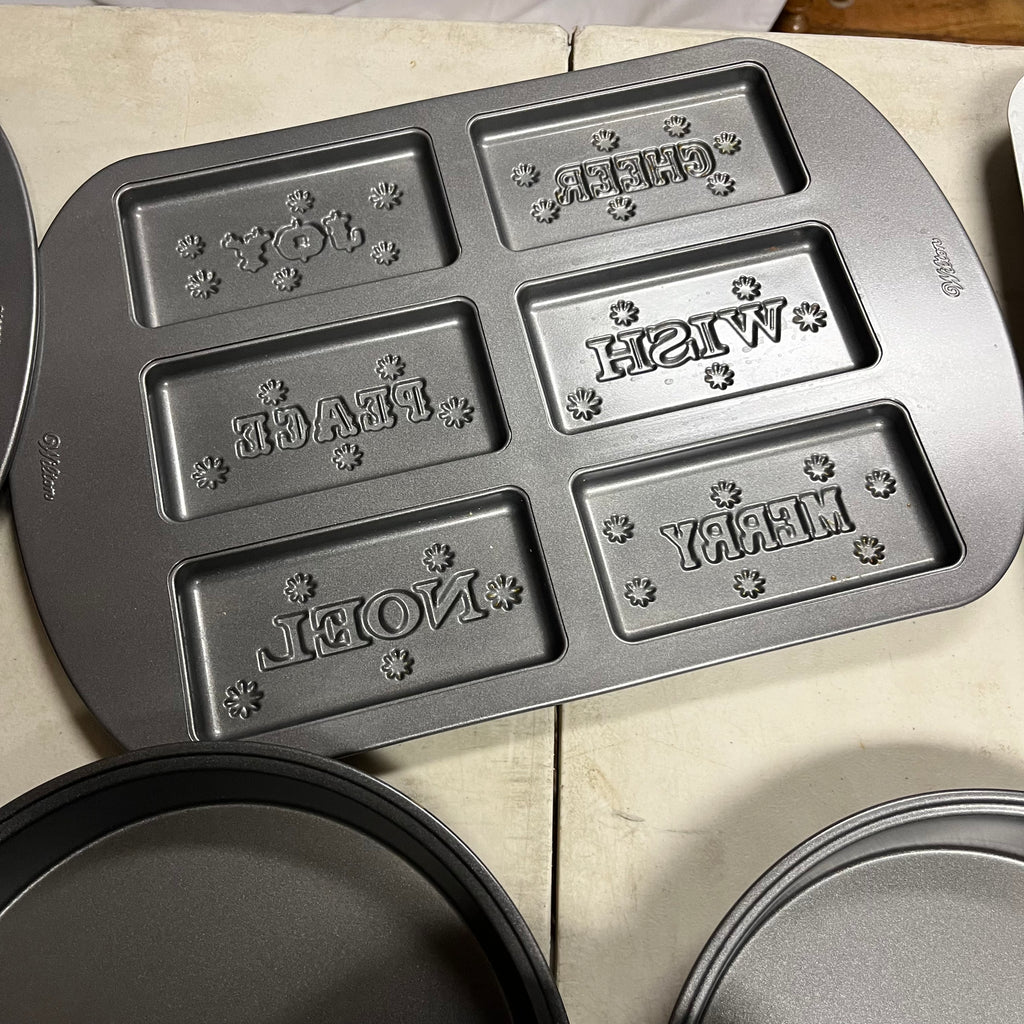 F525 Baking Grouping (chocolate moulds and more)