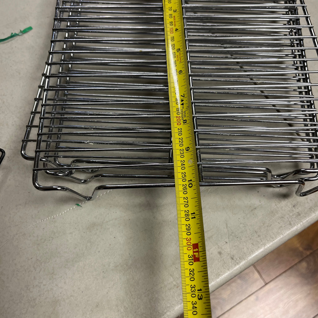 F527 Baking Grouping (cooling racks)