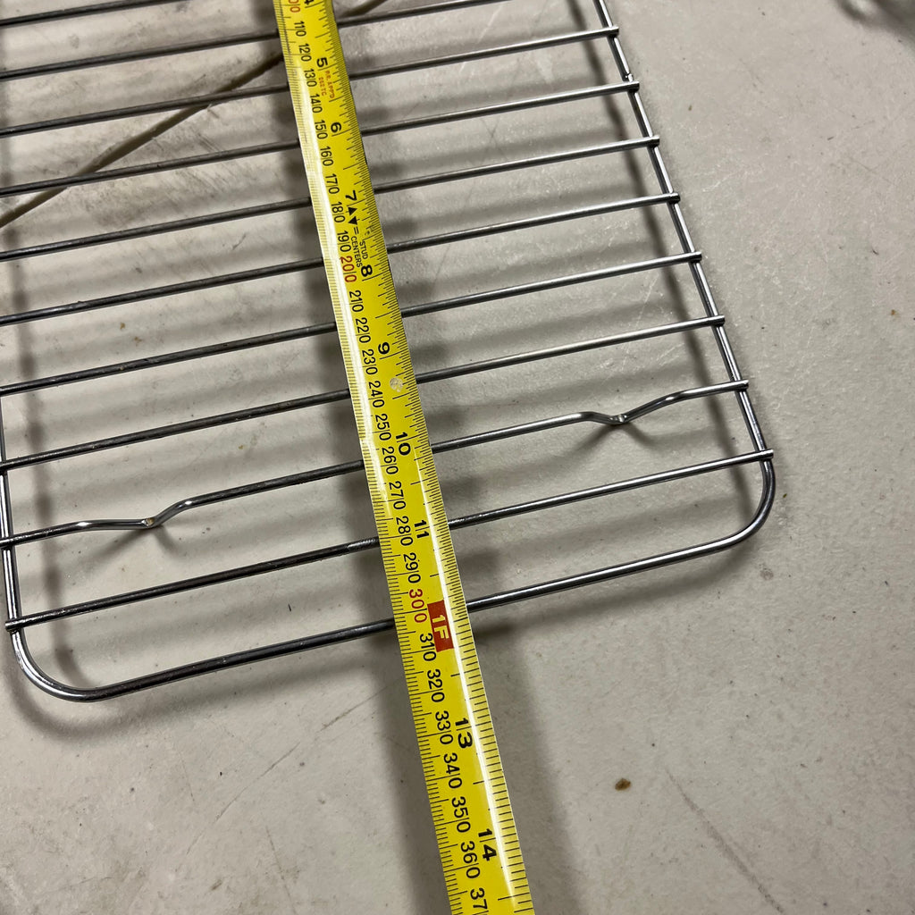F527 Baking Grouping (cooling racks)