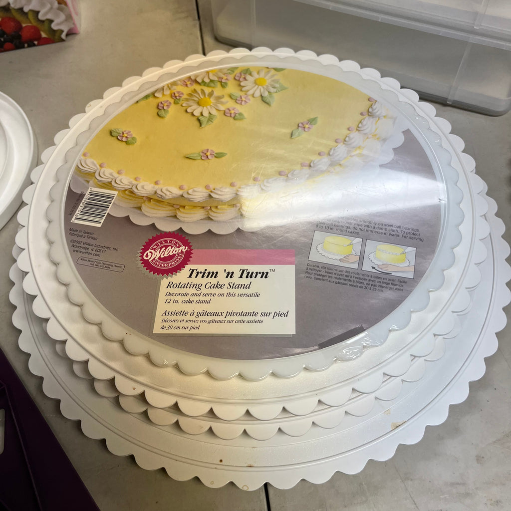 F529 Cake Decorating Grouping