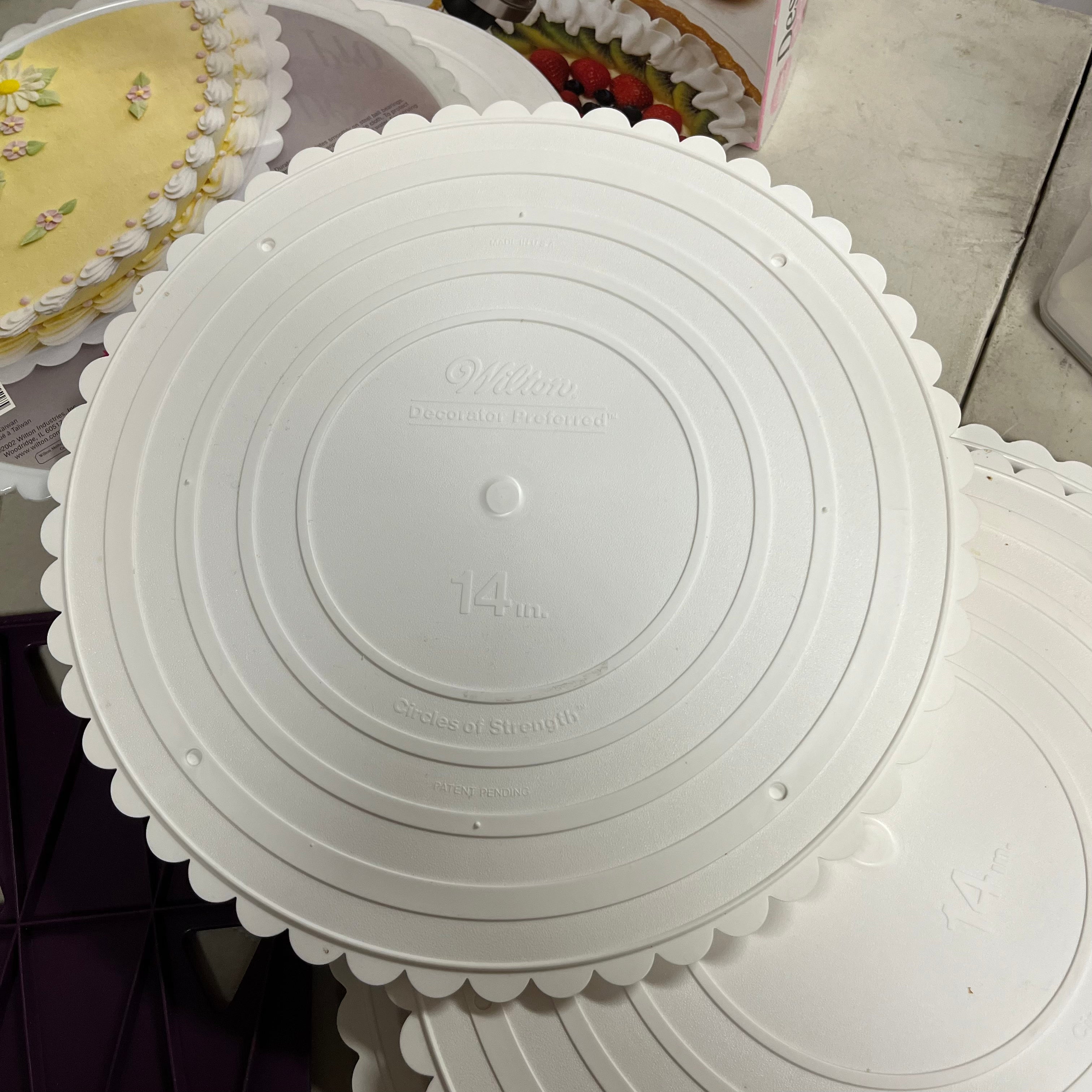 F529 Cake Decorating Grouping