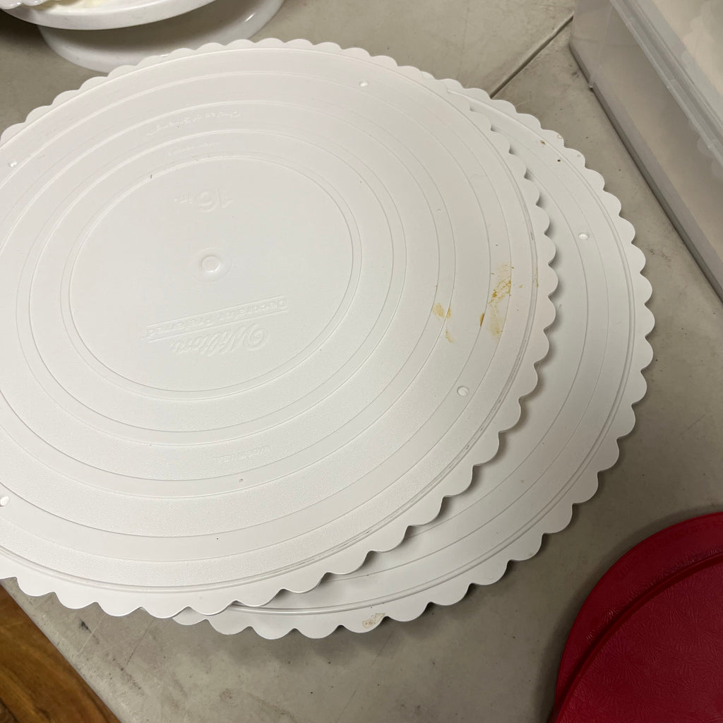 F529 Cake Decorating Grouping