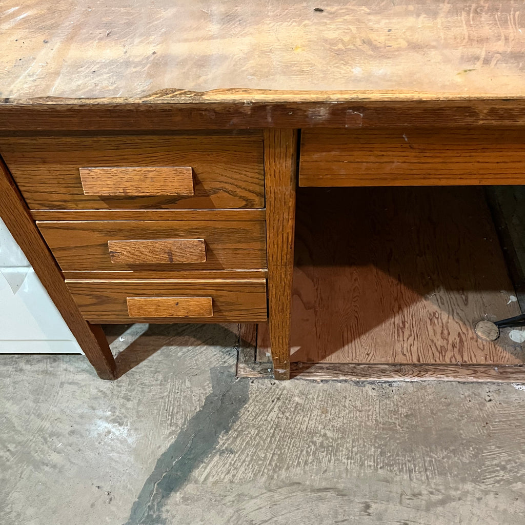 F539 Vintage wooden teachers desk with six drawers