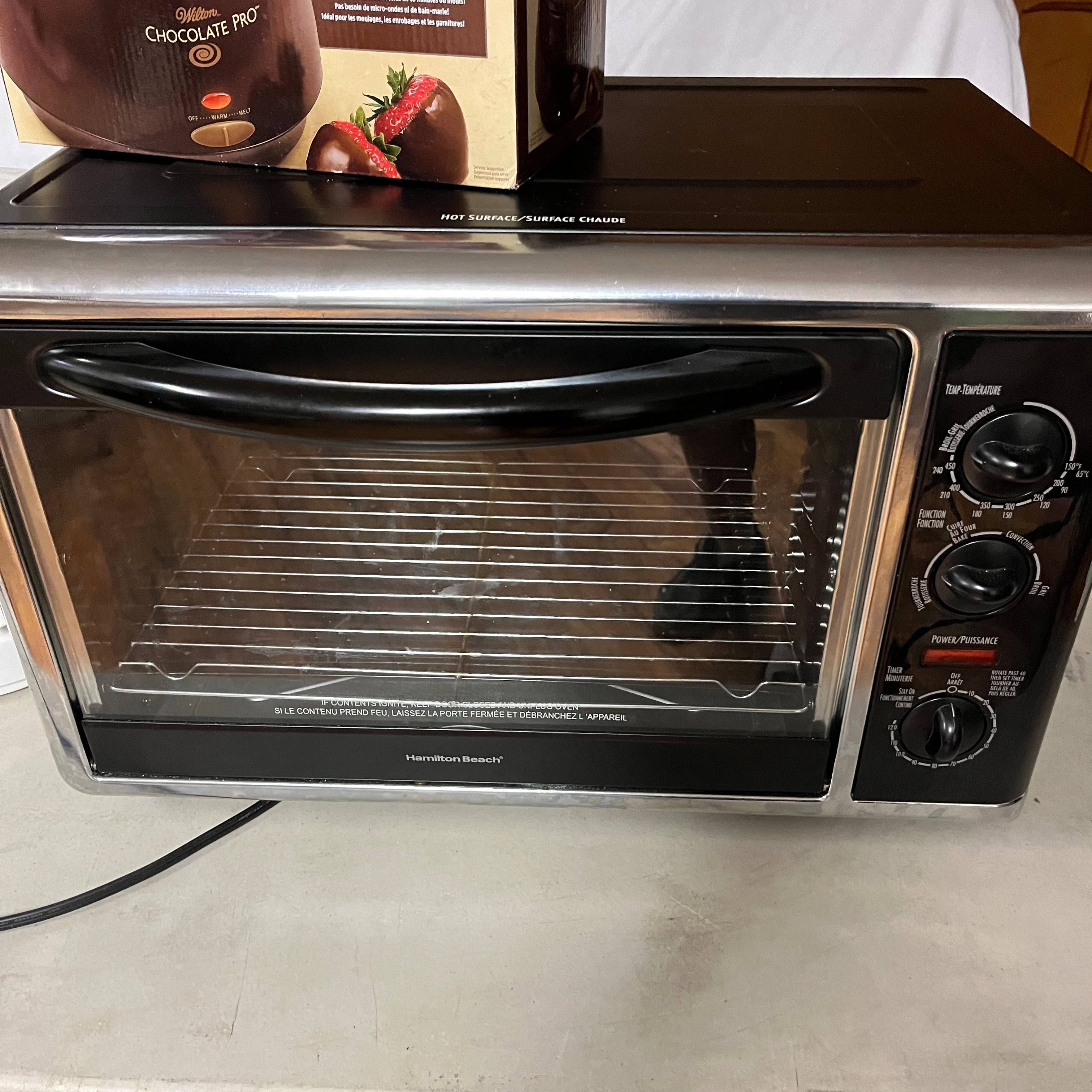 F541 Kitchen Grouping( chocolate fondue pot, toaster oven and Proctor Silex coffee maker)