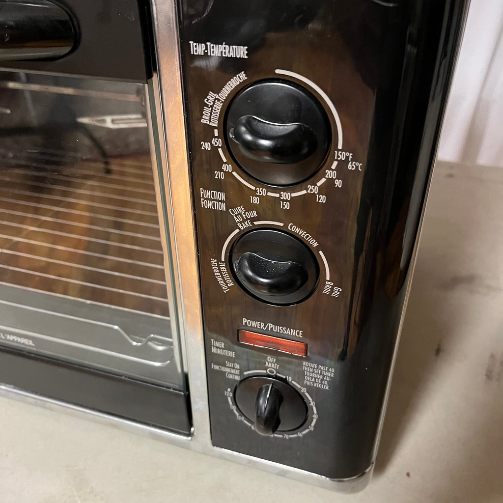 F541 Kitchen Grouping( chocolate fondue pot, toaster oven and Proctor Silex coffee maker)