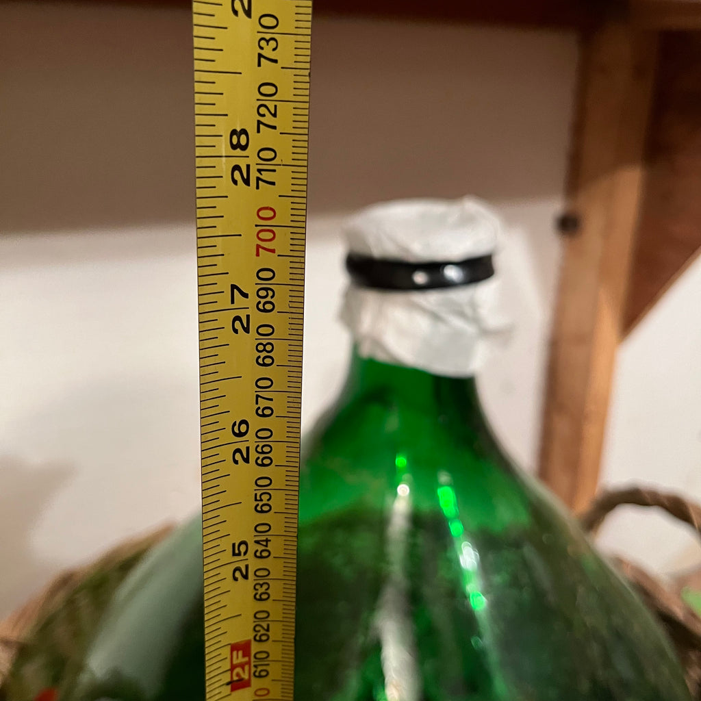 F543 Wicker demijohn