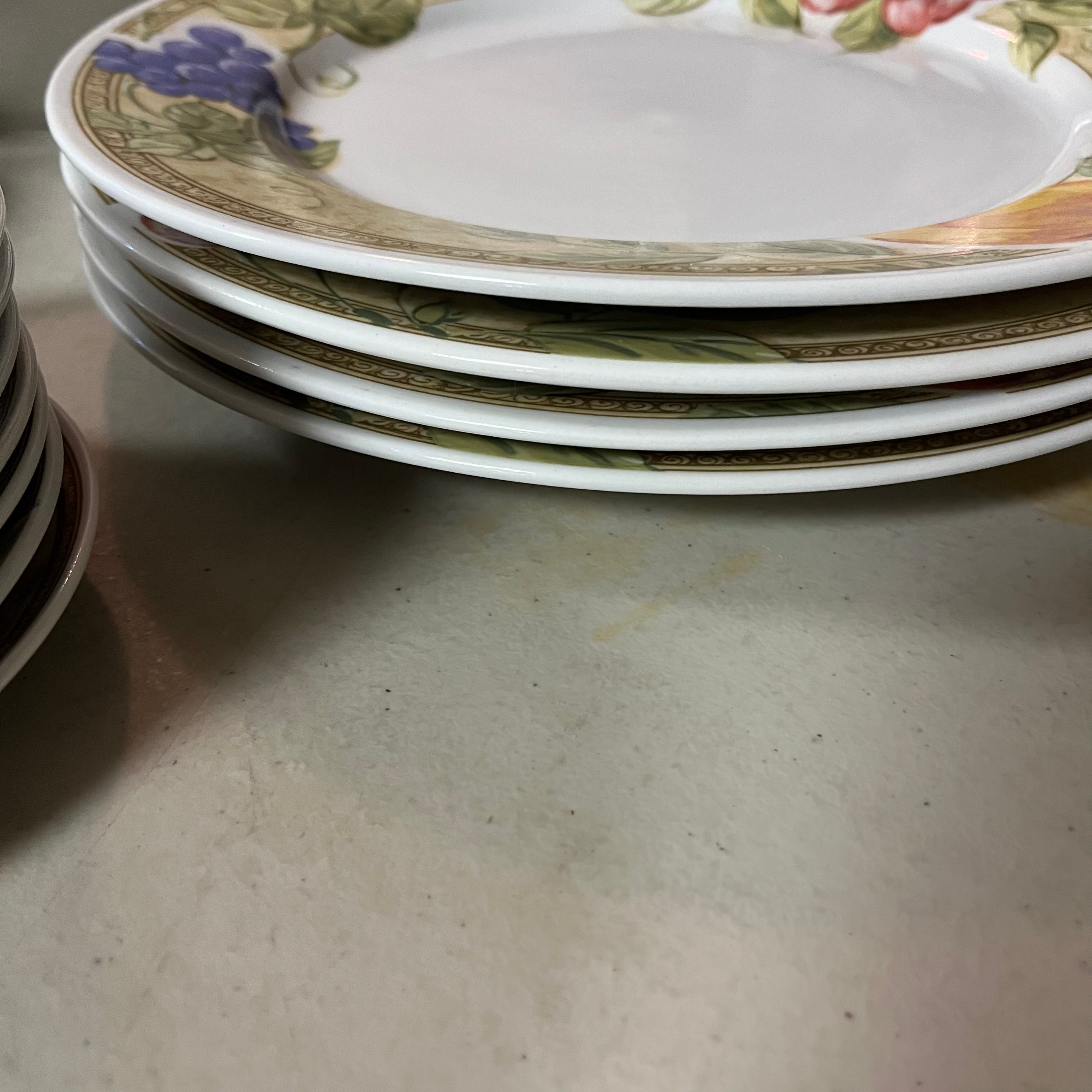 F548 Dishes Grouping (25 Gibson Everyday dishes)