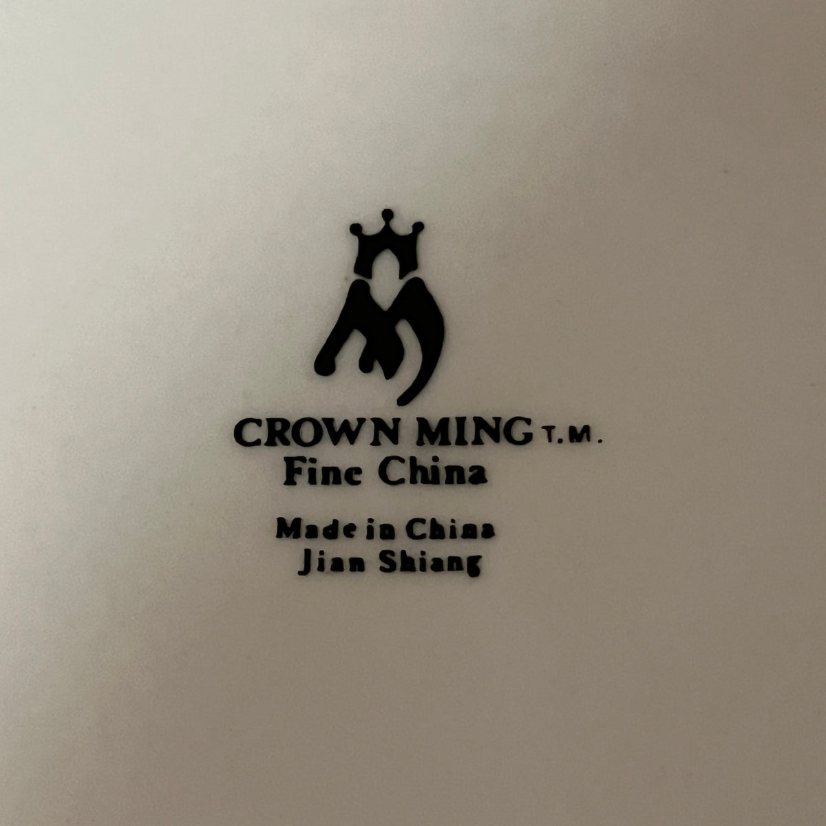 F550 46 piece China Grouping (Crown Ming fine china)