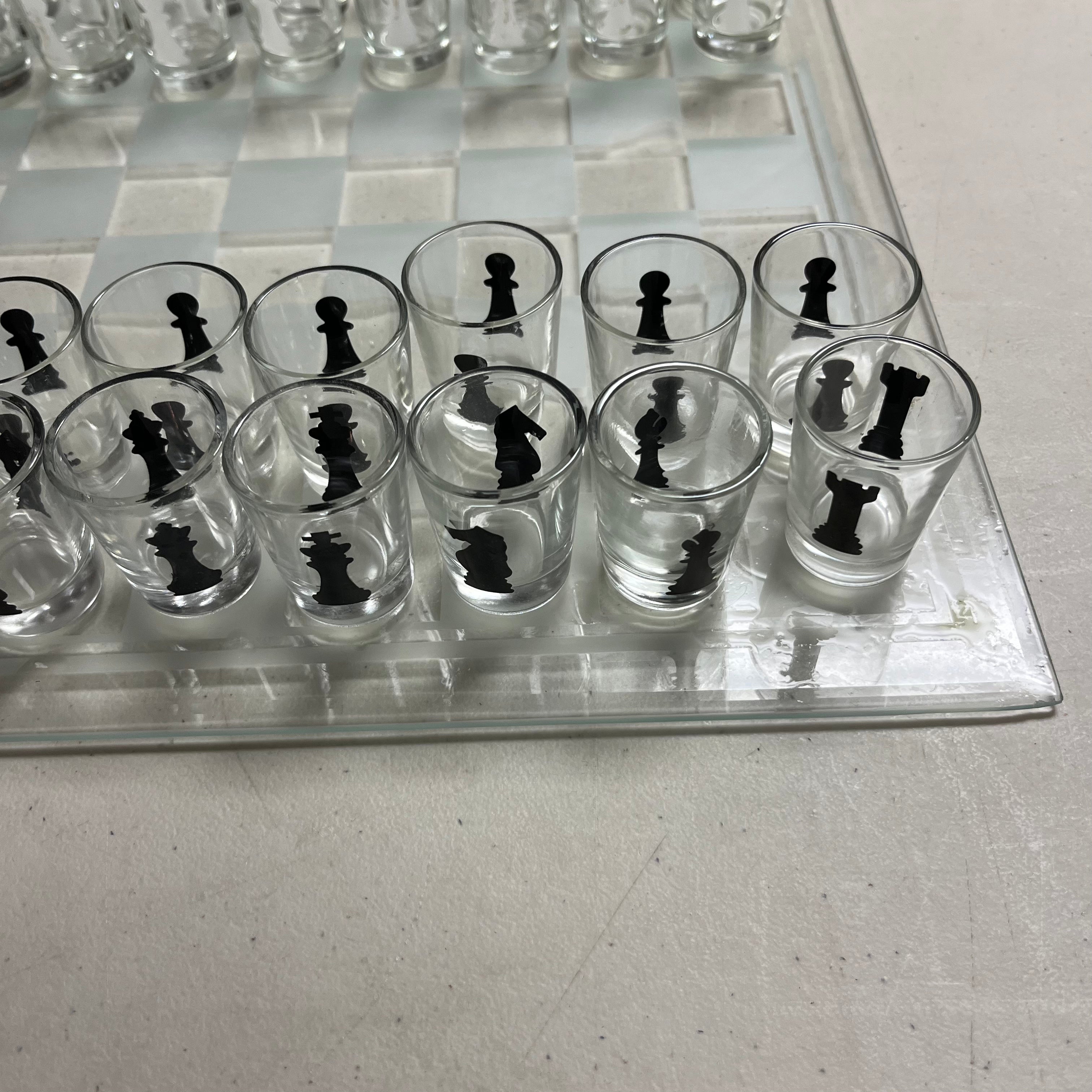F559 Shot Glass chess set