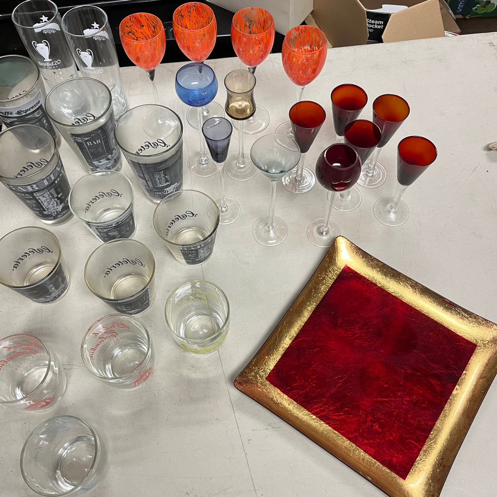 F560 Vintage Barware Grouping (pint glasses and more)