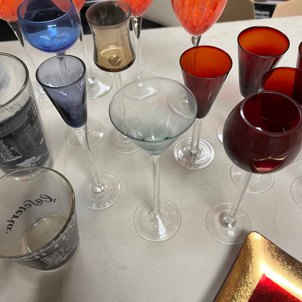 F560 Vintage Barware Grouping (pint glasses and more)