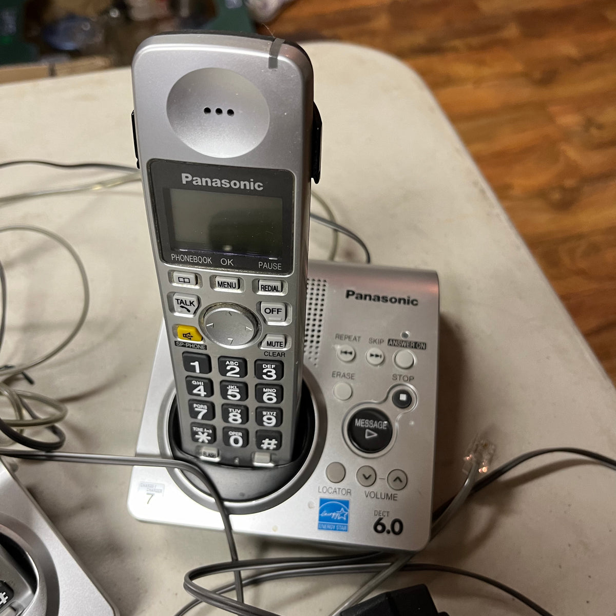 F561 Cordless phone set with two extra bases